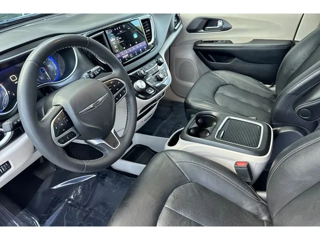 SEMINUEVOS CHRYSLER Pacifica at ELK GROVE in Elk Grove Buick GMC