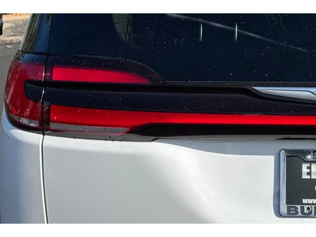 SEMINUEVOS CHRYSLER Pacifica at ELK GROVE in Elk Grove Buick GMC