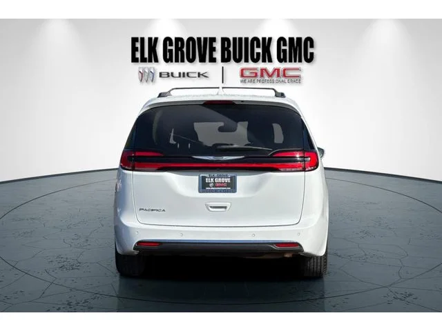 SEMINUEVOS CHRYSLER Pacifica at ELK GROVE in Elk Grove Buick GMC