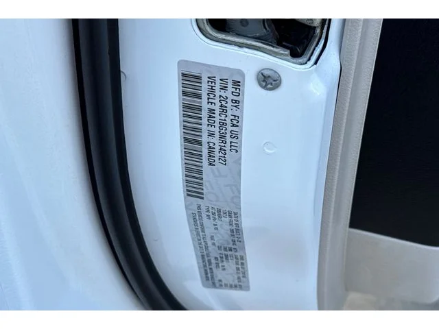 SEMINUEVOS CHRYSLER Pacifica at ELK GROVE in Elk Grove Buick GMC