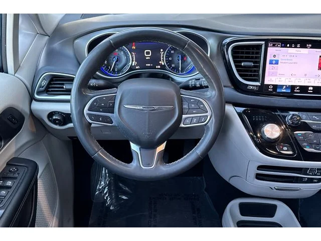 SEMINUEVOS CHRYSLER Pacifica a Estados en autogozo