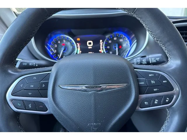 SEMINUEVOS CHRYSLER Pacifica a Estados en autogozo