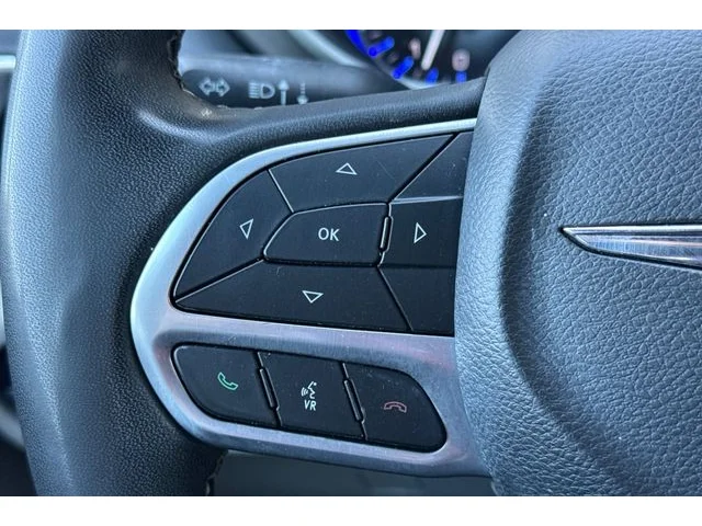 SEMINUEVOS CHRYSLER Pacifica a Estados en autogozo