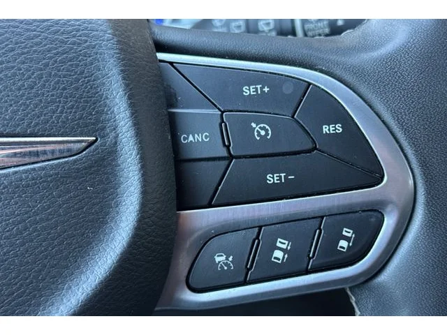 SEMINUEVOS CHRYSLER Pacifica a Estados en autogozo