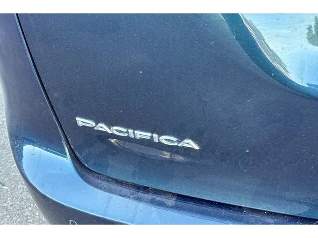 SEMINUEVOS CHRYSLER Pacifica at ELK GROVE in Elk Grove Buick GMC