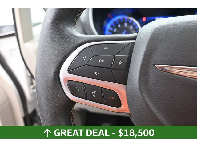 SEMINUEVOS CHRYSLER Pacifica a Estados en autogozo