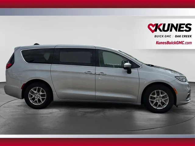 SEMINUEVOS CHRYSLER Pacifica a Estados en autogozo