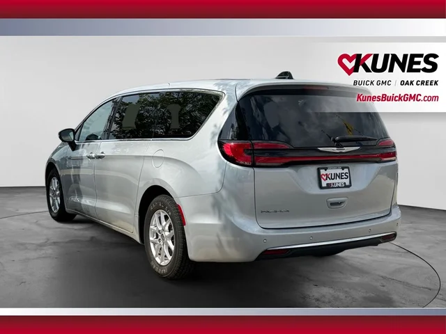 SEMINUEVOS CHRYSLER Pacifica a Estados en autogozo