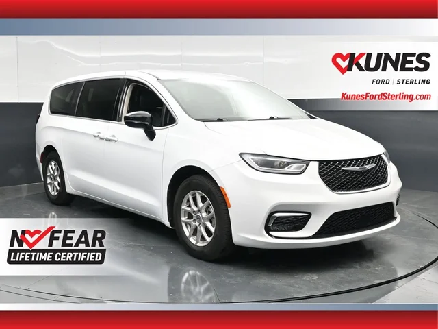 SEMINUEVOS CHRYSLER Pacifica a Estados en autogozo