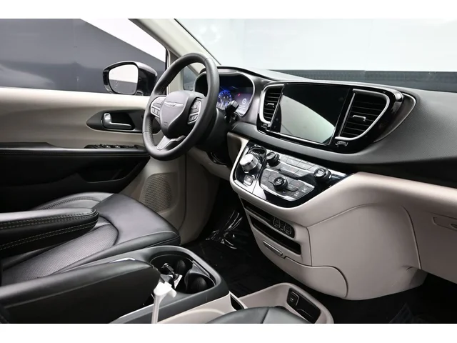 SEMINUEVOS CHRYSLER Pacifica a Estados en autogozo