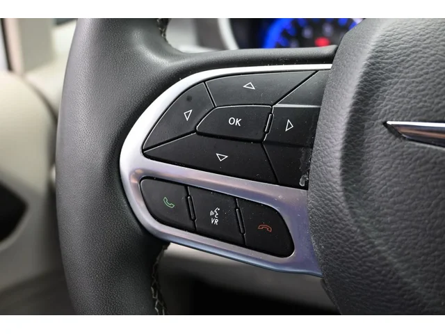 SEMINUEVOS CHRYSLER Pacifica a Estados en autogozo