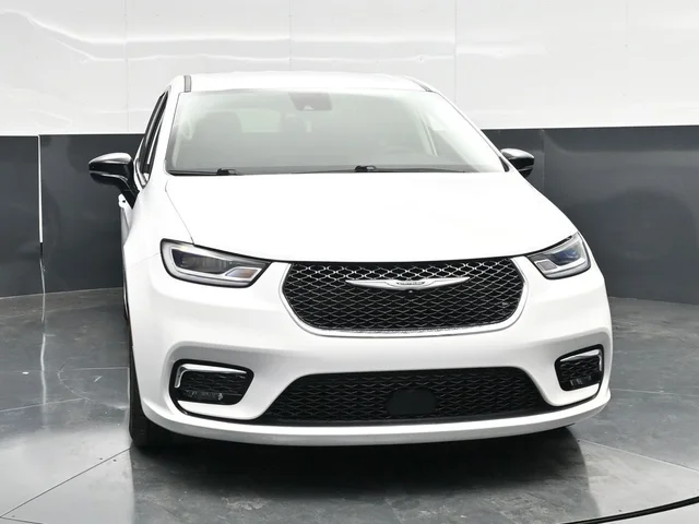 SEMINUEVOS CHRYSLER Pacifica a Estados en autogozo