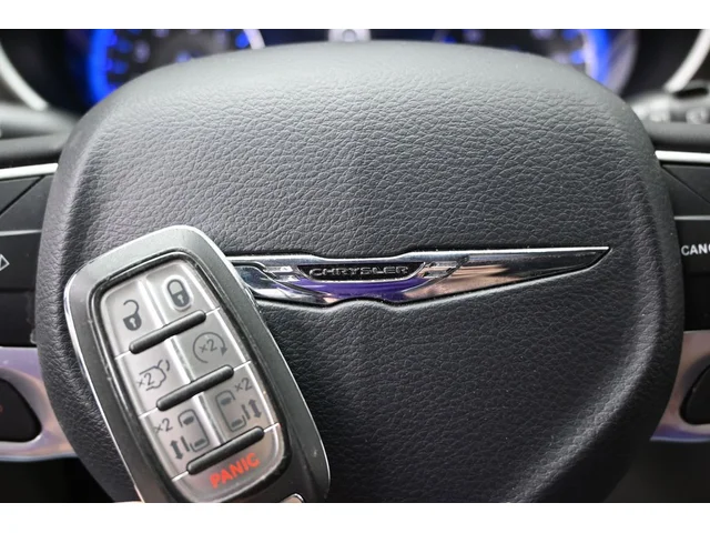 SEMINUEVOS CHRYSLER Pacifica a Estados en autogozo