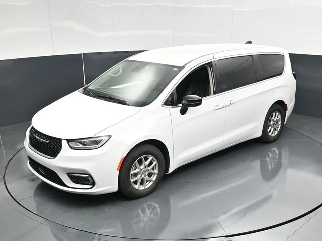 SEMINUEVOS CHRYSLER Pacifica a Estados en autogozo