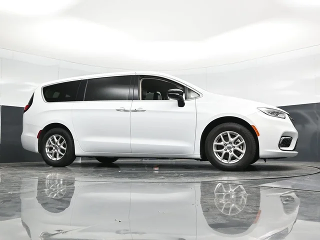 SEMINUEVOS CHRYSLER Pacifica a Estados en autogozo