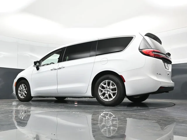 SEMINUEVOS CHRYSLER Pacifica a Estados en autogozo