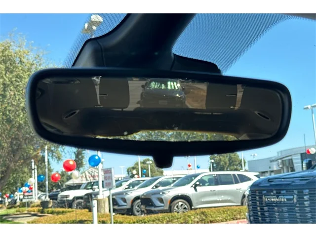 SEMINUEVOS CHRYSLER Pacifica at ELK GROVE in Elk Grove Buick GMC