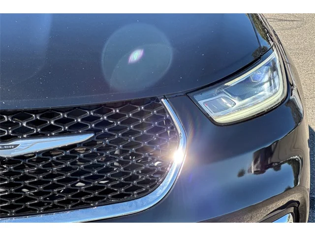 SEMINUEVOS CHRYSLER Pacifica at ELK GROVE in Elk Grove Buick GMC
