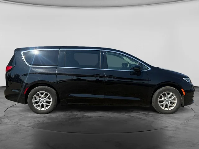 SEMINUEVOS CHRYSLER Pacifica a Estados en autogozo