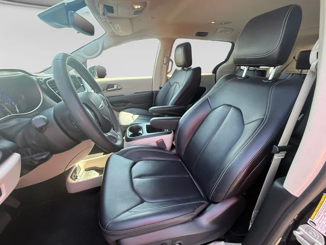 SEMINUEVOS CHRYSLER Pacifica a Estados en autogozo