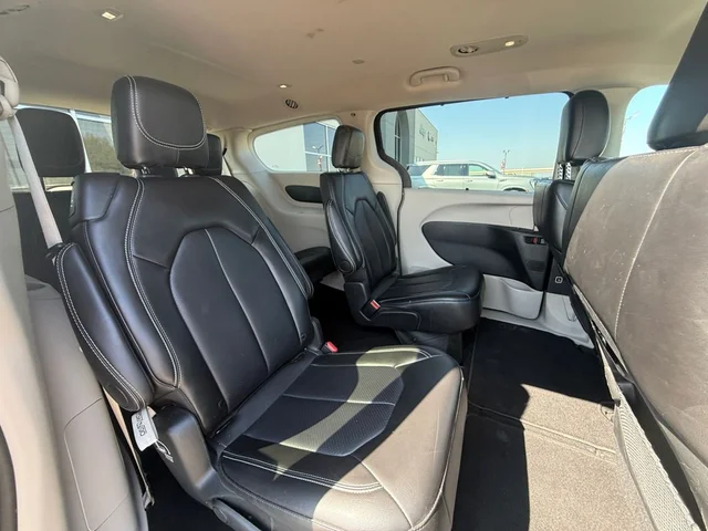 SEMINUEVOS CHRYSLER Pacifica a Estados en autogozo
