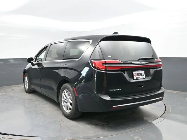 SEMINUEVOS CHRYSLER Pacifica a Estados en autogozo
