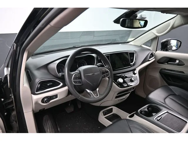 SEMINUEVOS CHRYSLER Pacifica a Estados en autogozo