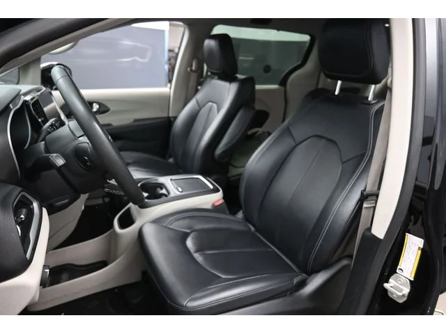 SEMINUEVOS CHRYSLER Pacifica a Estados en autogozo