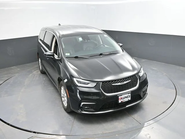 SEMINUEVOS CHRYSLER Pacifica a Estados en autogozo