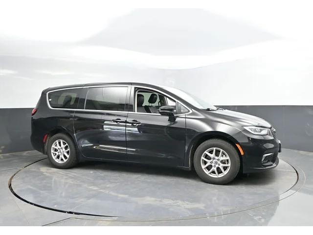 SEMINUEVOS CHRYSLER Pacifica a Estados en autogozo