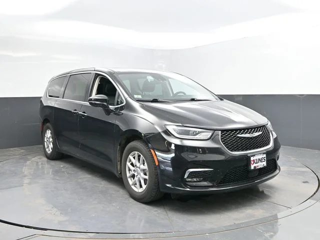 SEMINUEVOS CHRYSLER Pacifica a Estados en autogozo