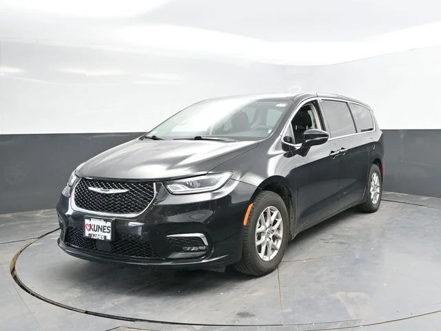SEMINUEVOS CHRYSLER Pacifica a Estados en autogozo