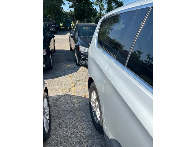 SEMINUEVOS CHRYSLER Pacifica a Estados en autogozo