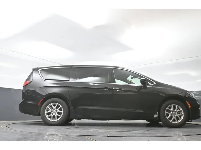 SEMINUEVOS CHRYSLER Pacifica a Estados en autogozo