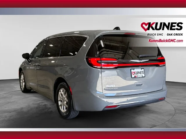 SEMINUEVOS CHRYSLER Pacifica a Estados en autogozo