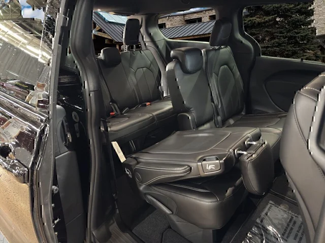 Nuevos CHRYSLER PACIFICA à Estados chez autogozo
