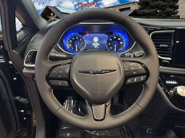 Nuevos CHRYSLER PACIFICA à Estados chez autogozo
