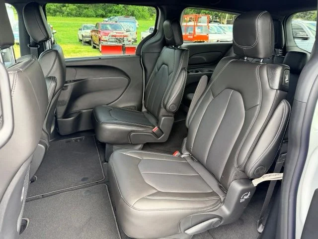 Nuevos CHRYSLER PACIFICA à Estados chez autogozo