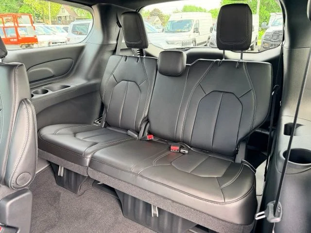 Nuevos CHRYSLER PACIFICA à Estados chez autogozo
