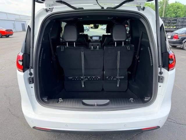Nuevos CHRYSLER PACIFICA à Estados chez autogozo
