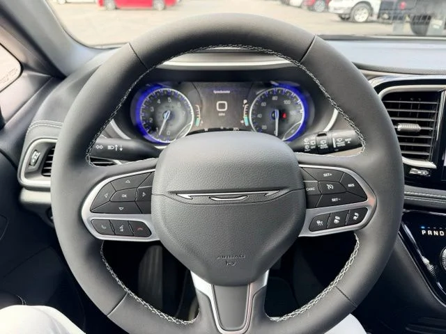 Nuevos CHRYSLER PACIFICA à Estados chez autogozo