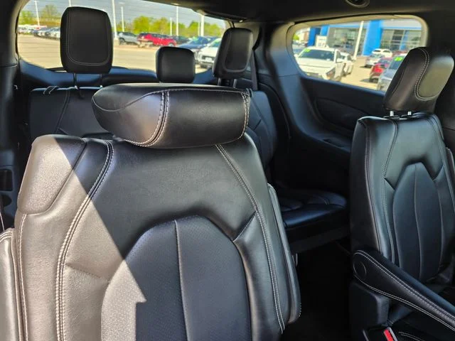SEMINUEVOS CHRYSLER Pacifica a Estados en autogozo