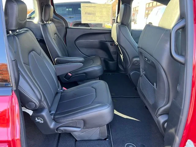 Nuevos CHRYSLER PACIFICA à Estados chez autogozo