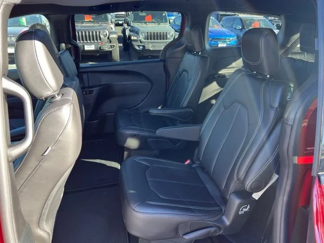 Nuevos CHRYSLER PACIFICA à Estados chez autogozo