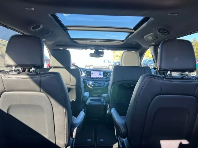 Nuevos CHRYSLER PACIFICA à Estados chez autogozo