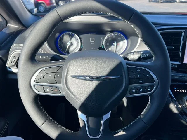 Nuevos CHRYSLER PACIFICA à Estados chez autogozo