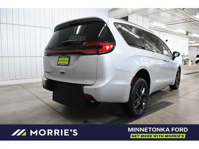 SEMINUEVOS CHRYSLER Pacifica a Estados en autogozo