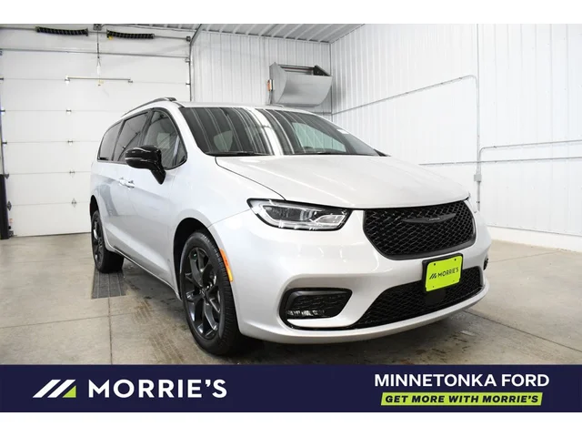 SEMINUEVOS CHRYSLER Pacifica a Estados en autogozo