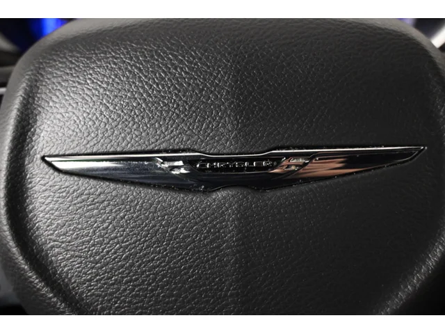 SEMINUEVOS CHRYSLER Pacifica a Estados en autogozo