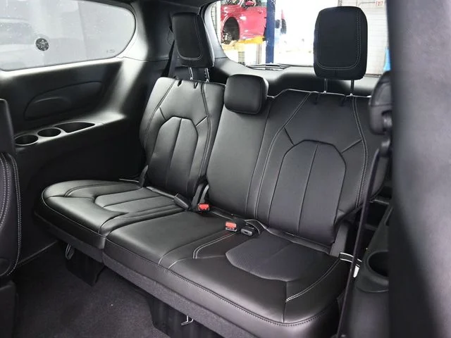 Nuevos CHRYSLER PACIFICA à Estados chez autogozo